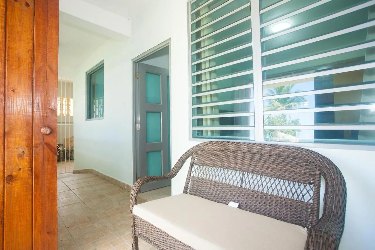 Beachfront Apt On Aguada-5Min From Rincon 푸에르토리코