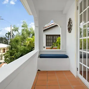 Breezy Apt, Steps To The Sand! Full Ac Too - 18 Up Apartment San Juan